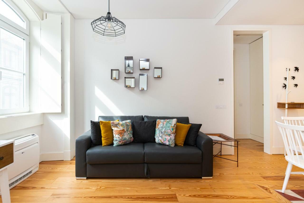 Modern Apartment In The Historical Center Lisbona Esterno foto