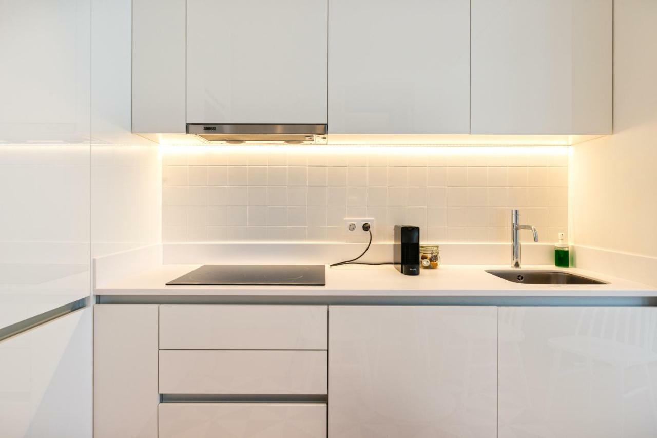 Modern Apartment In The Historical Center Lisbona Esterno foto