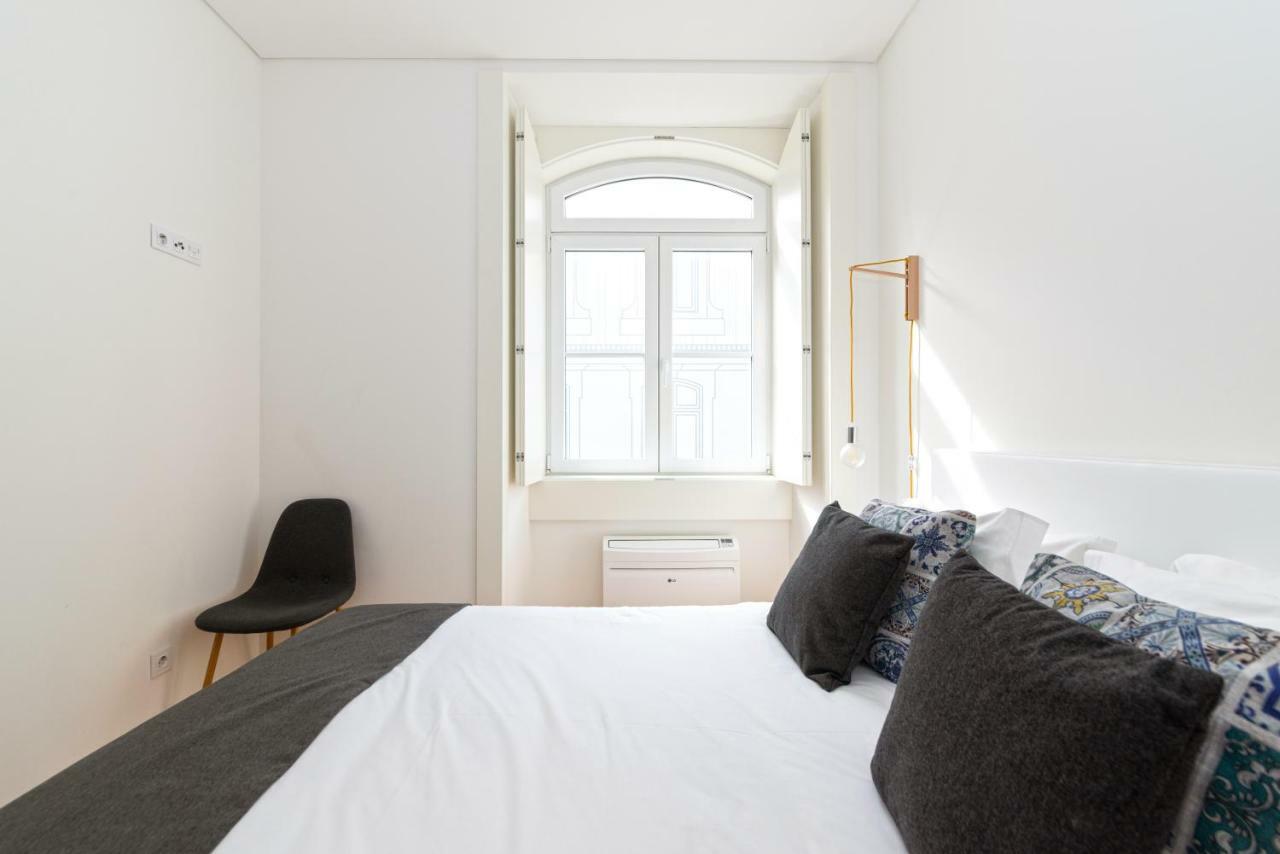 Modern Apartment In The Historical Center Lisbona Esterno foto